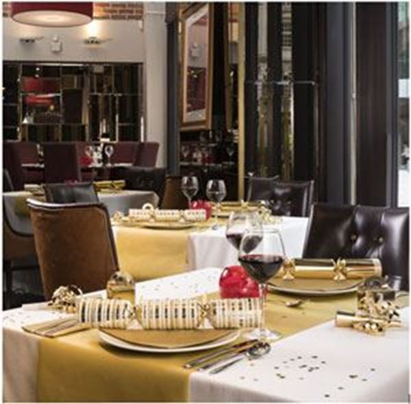 GOLD SWANSOFT TABLE RUNNER